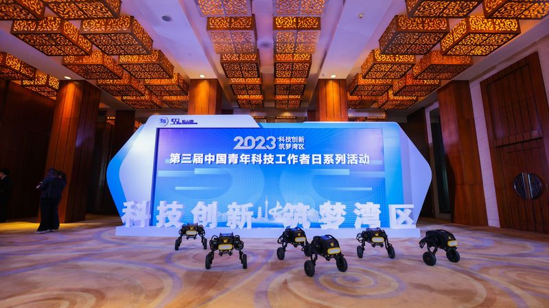 教育行业数据中台：构建智能教育生态的关键
